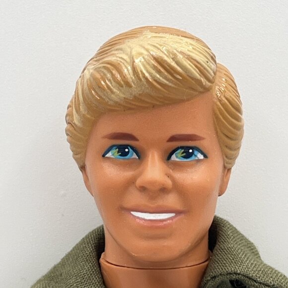 Vintage 1991 Barbie Ski Fun Ken Snowboarding Boy Doll & Other lot of 2 Mattel - Picture 16 of 16